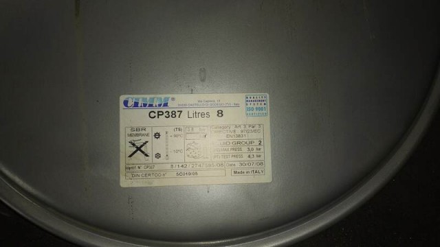 Вскрытие неразборного расширительного бака газового котла