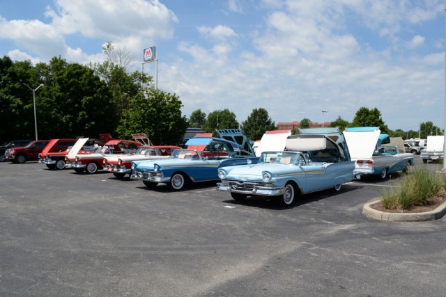 1959 Ford Fairlane 500 Galaxie Skyliner. Автопятница №51