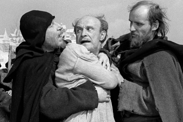 12 октября родился Ролан Быков