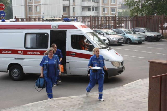 Третья бригада, на вызов!