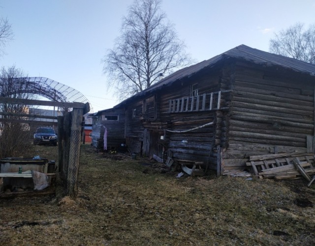 Стоит ли восстанавливать старый деревенский дом или проще и дешевле построить новый