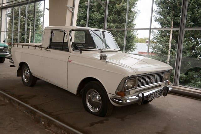 Руль в бардачке: отечественные праворульные авто