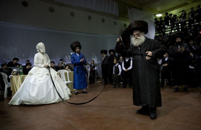 Размашистая ультраортодоксальная иудейская свадьба