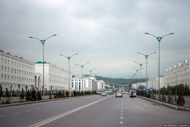 Туркменский спектакль