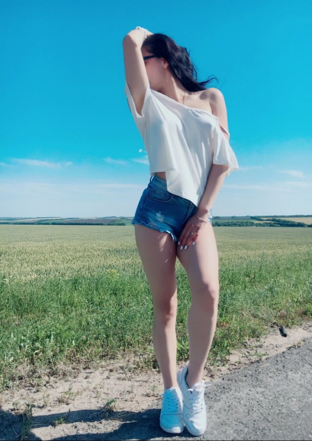 Красотки в коротких шортиках