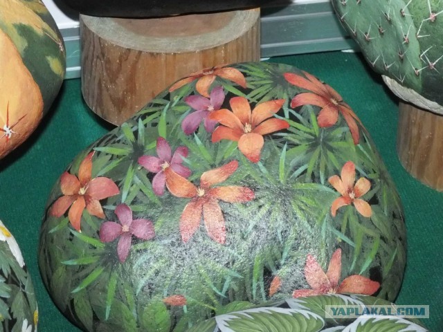 Каменные коты Маргариты.