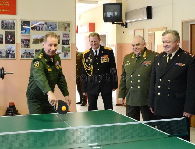 Мигранты напали на росгвардейцев