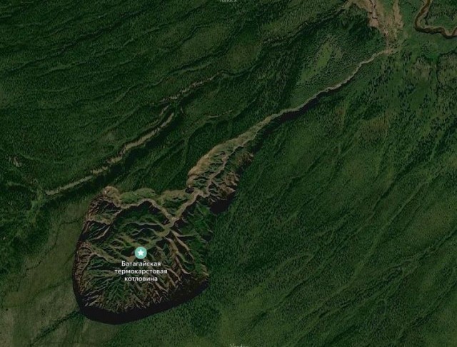 Самый крупный в мире кратер вечной мерзлоты уже хорошо виден из космоса