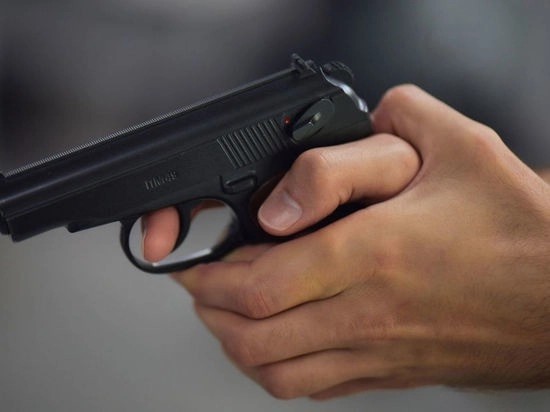 В Москве 11-классник расстрелял мужчину, который оскорблял его мать. Пострадавший — в реанимации в тяжёлом состоянии