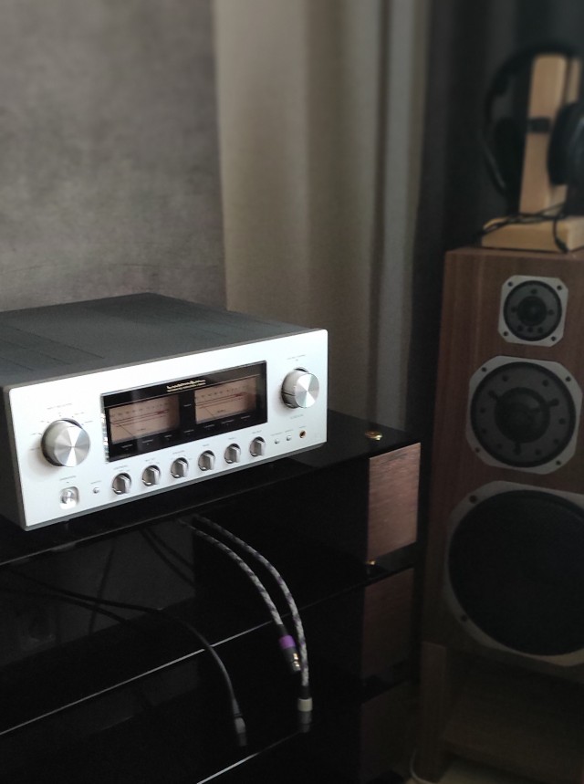 Аудиотехника прошлого века-MARANTZ.