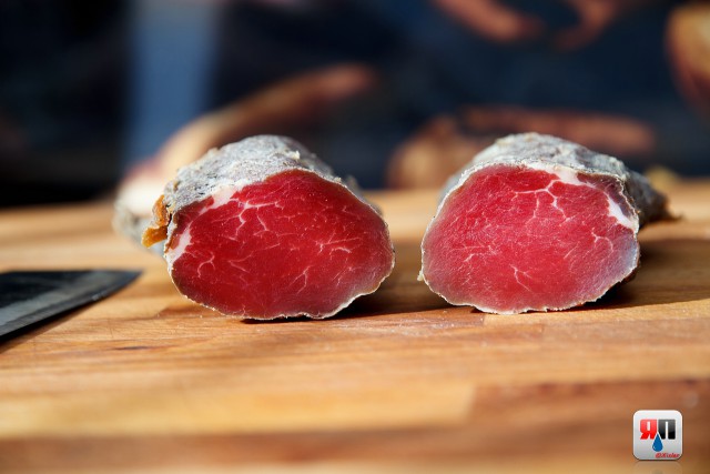 Мясо вяленое в золе