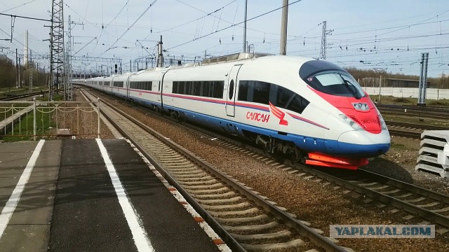 Поезд Пекин-Шанхай. Скорость движения - 350км/ч