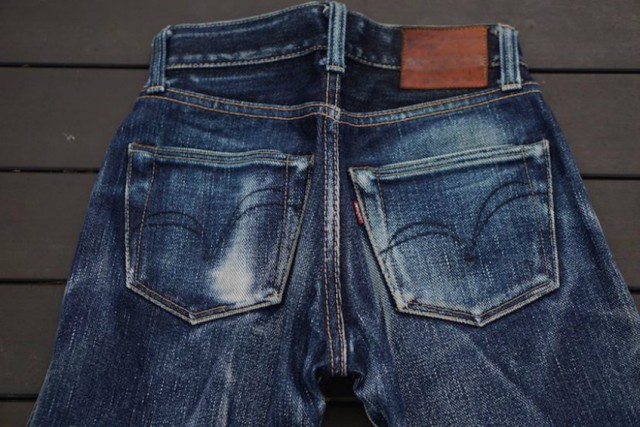 Мы можем не помнить свой первый поцелуй, но все мы помним свои первые джинсы