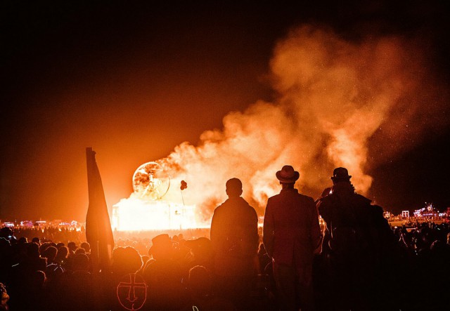 Потрясающие фотографии с фестиваля Burning Man