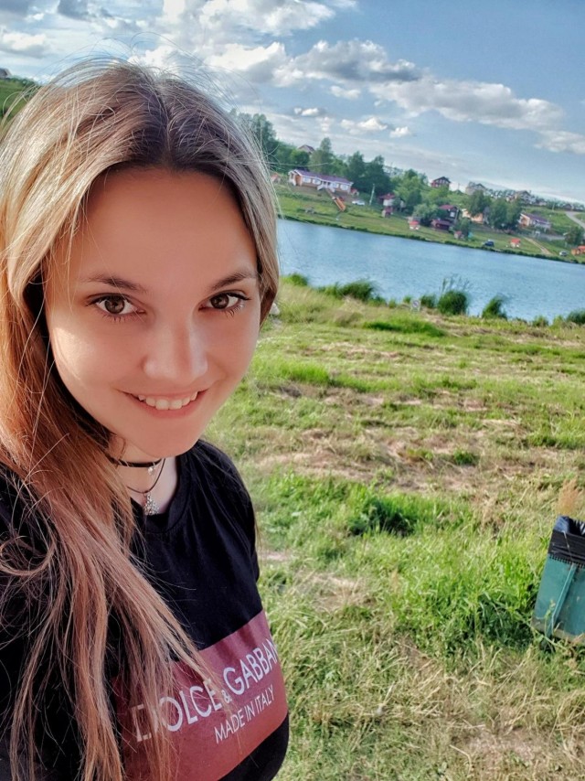 Картинки с девушками на свежем воздухе
