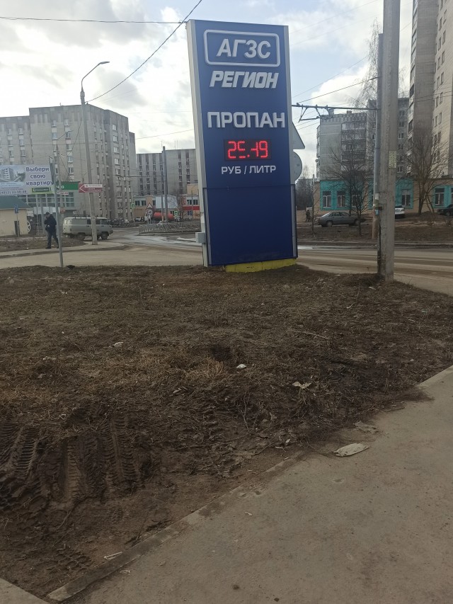 На ярмарке в Саратове окончательно рухнул спрос на сахар