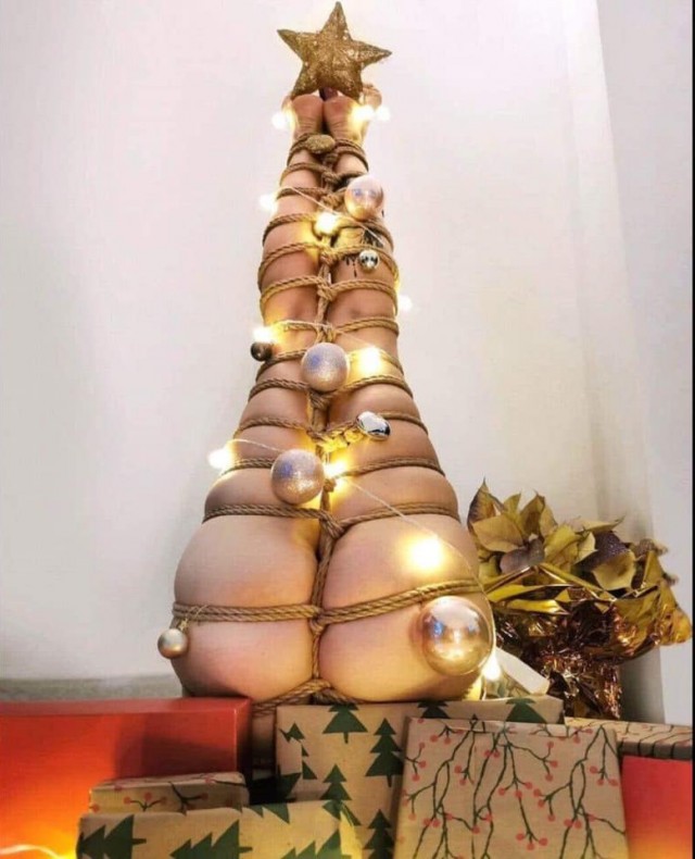 Выкладывайте свои елки!