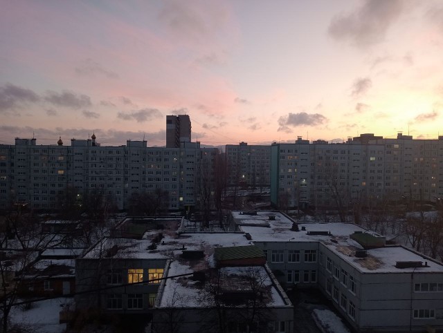 За окном