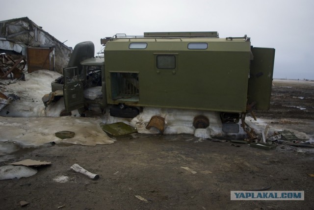 Заброшенная техника на ЗФИ