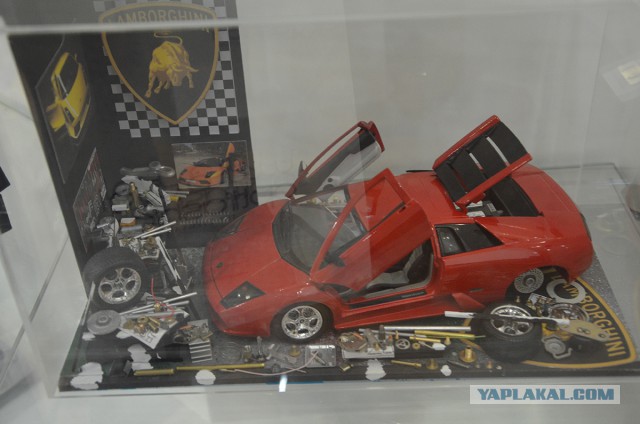 Lamborghini в масштабе 1:18
