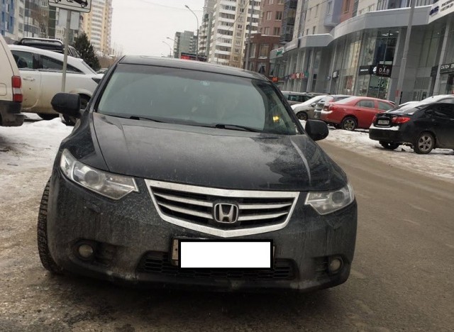 Появилось полное видео конфликта с участием дочери депутата в Екатеринбурге