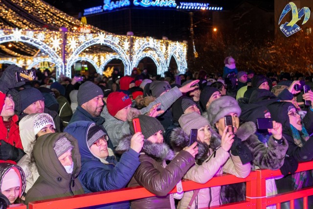 Москва первопрестольная б...ть
