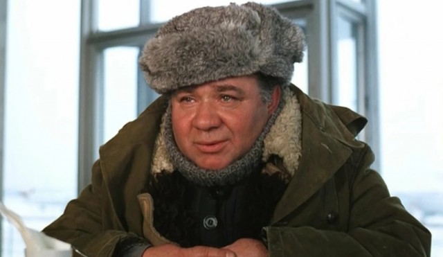 Актеров спаивали поклонники, а Елена Проклова чувствовала себя неотразимой среди мужчин: как снимали «Мимино»