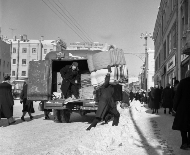 Прогулка по Москве 1961 года. Какой была столица в год, когда Гагарин полетел в космос