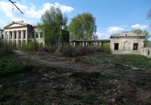 Поездка в Луганский аэропорт, музей авиации и окрестности