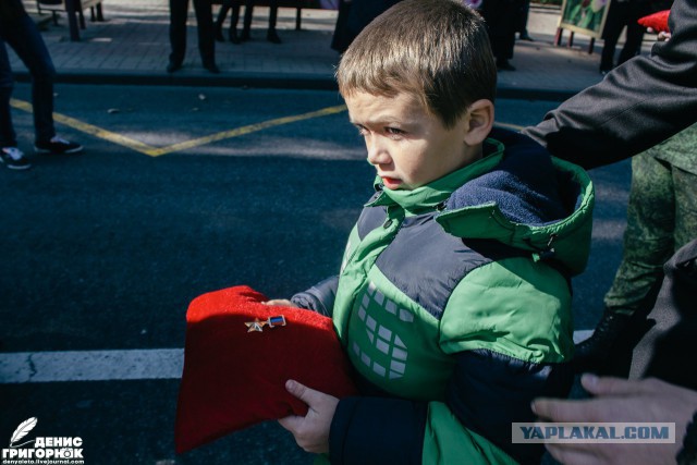 В память о русском герое Арсении Павлове (Моторола)