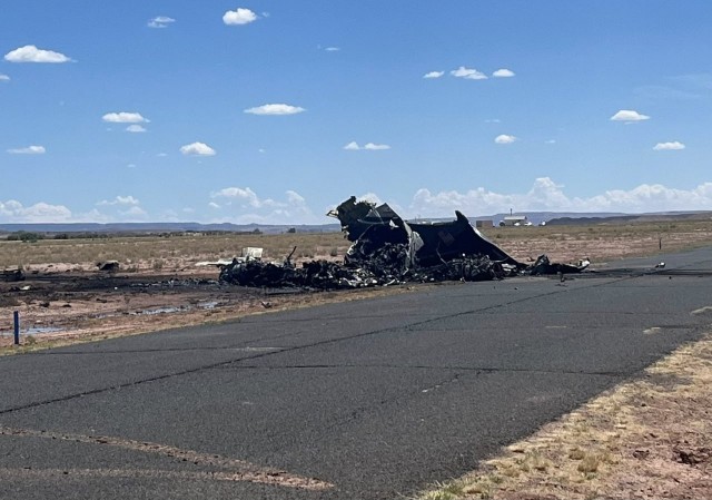Медицинский самолет разбился в американском штате Аризона у города Чинл