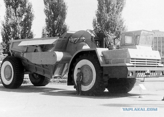 БЕЛАЗ-7558 работа противобуксовочной системы (ПБС)