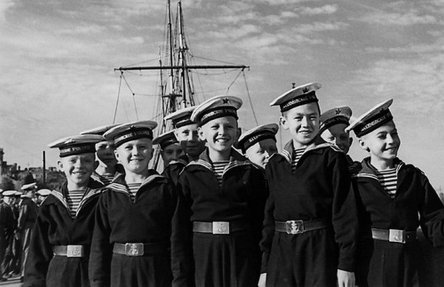 Первые два послевоенных года в исторических фотографиях