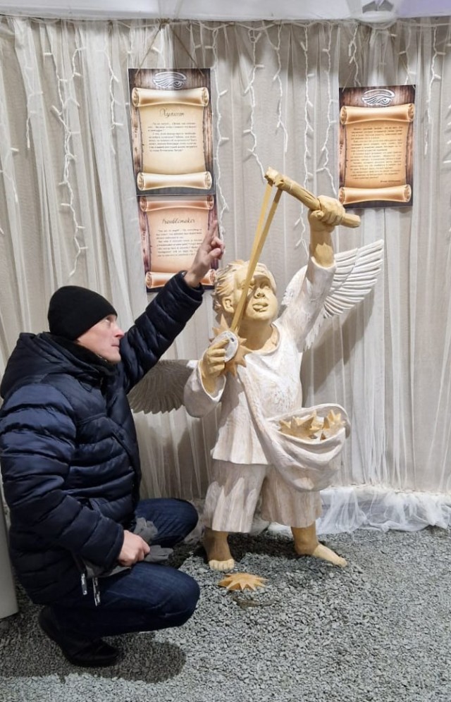 Как правильно фотографироваться со статуями