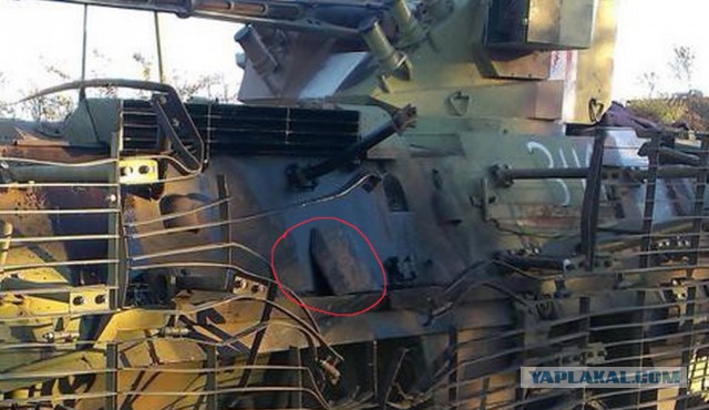 Укрорешетки не спасают укроБТРы