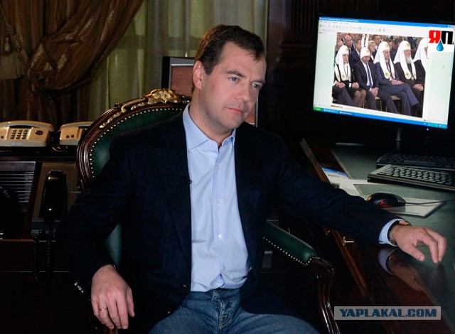 Медведев заявил, что не планирует уходить на отдых