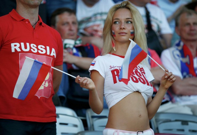Эта бразильянка сейчас гуляет по Ростову