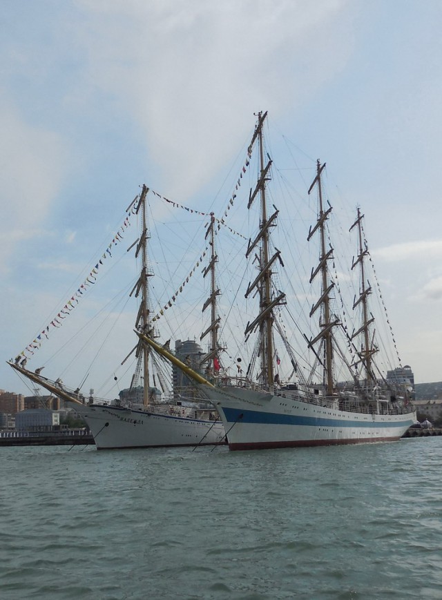 Морская гонка