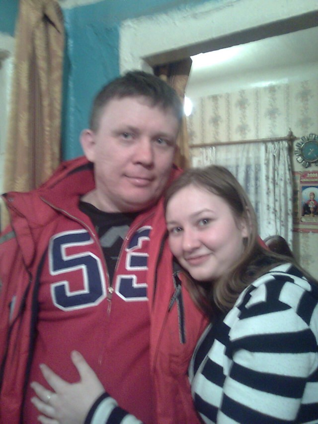 Многодетный отец узнал, что только один ребенок в семье его, и выгнал остальных детей и жену