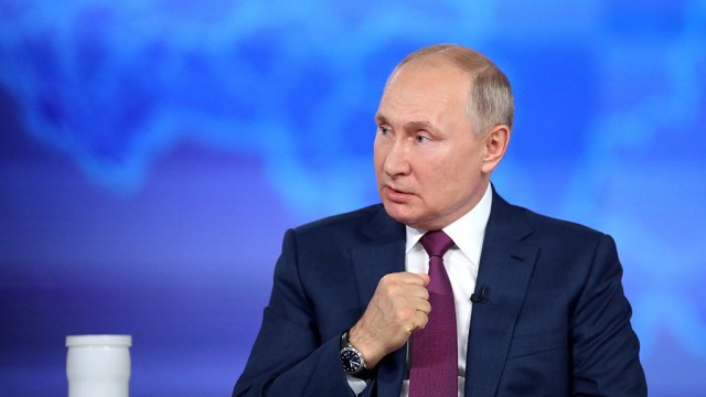 Путин заявил, что Россия щелкает оружие США на Украине «как орехи»