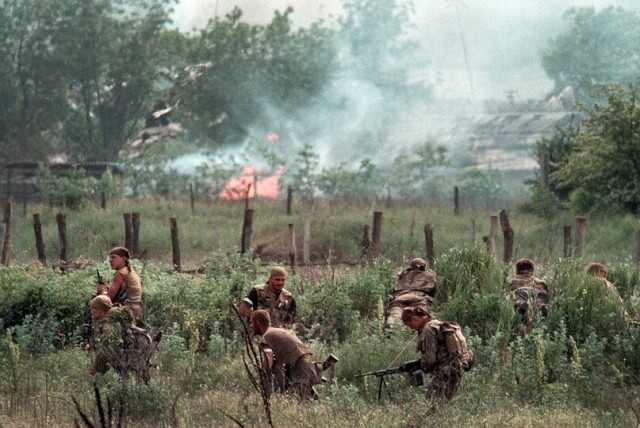 Осада. Бамут 1995-1996
