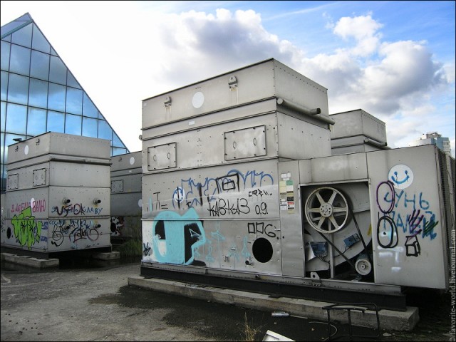 "Стекляшка" (55 фото, 12 мб)