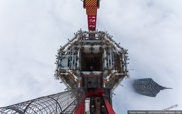 Shanghai Tower (650 meters).