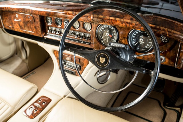 Jaguar. Красивых автофото пост