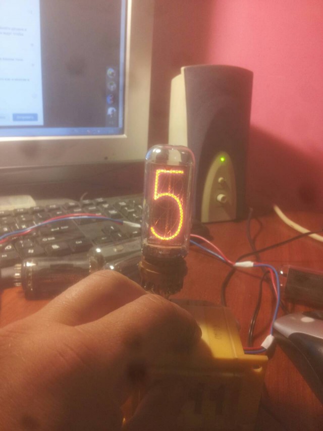 Индикатор тлеющего разряда ИН-18