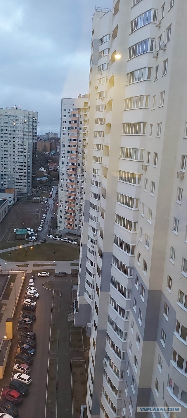 А что у вас сейчас за окном?