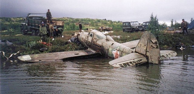 Р-39 Аэрокбра. Американская любимица сталинских соколов. История создания и основные модификации.