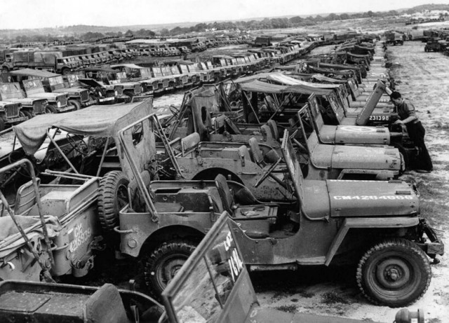 14 фото с кладбищ боевой техники, которая осталась после войны: что с ней стало