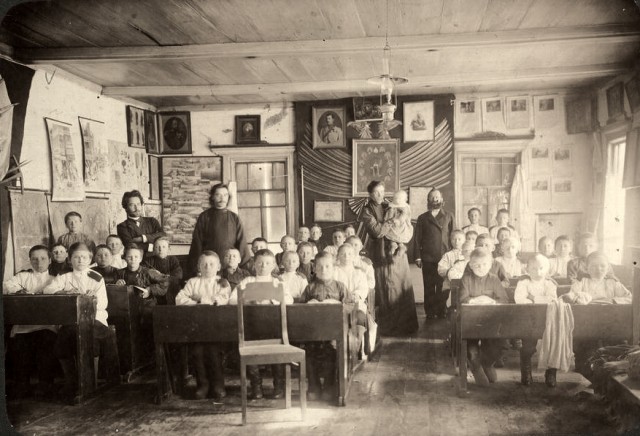 Сибирские казаки на службе и дома. Альбом 1911 года