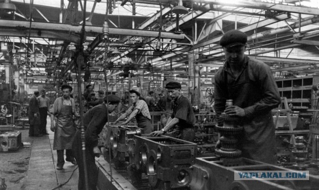 Как вернуть молодежь на заводы?